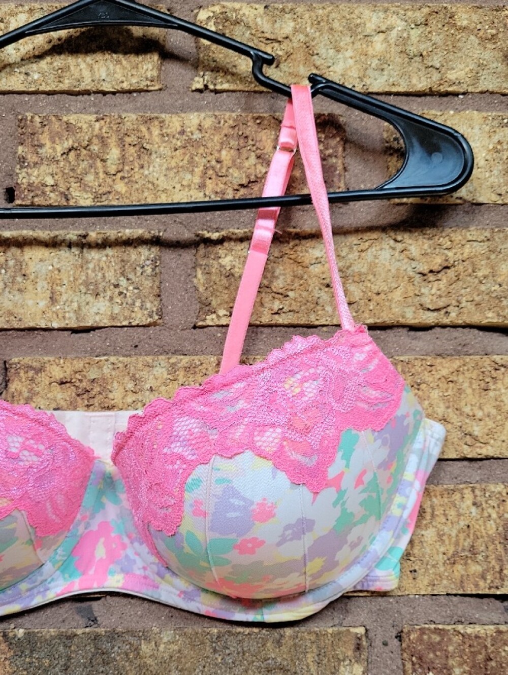 Candie's Pink Lace Floral Push-Up Bra Size 38C Underwire Nylon Spandex - Picture 4 of 8